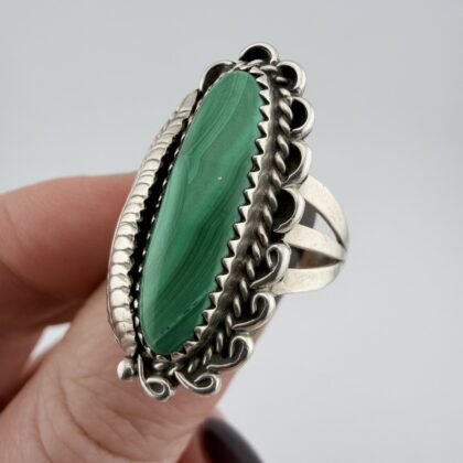 Vintage Native American Sterling Silver and Malachite Ring