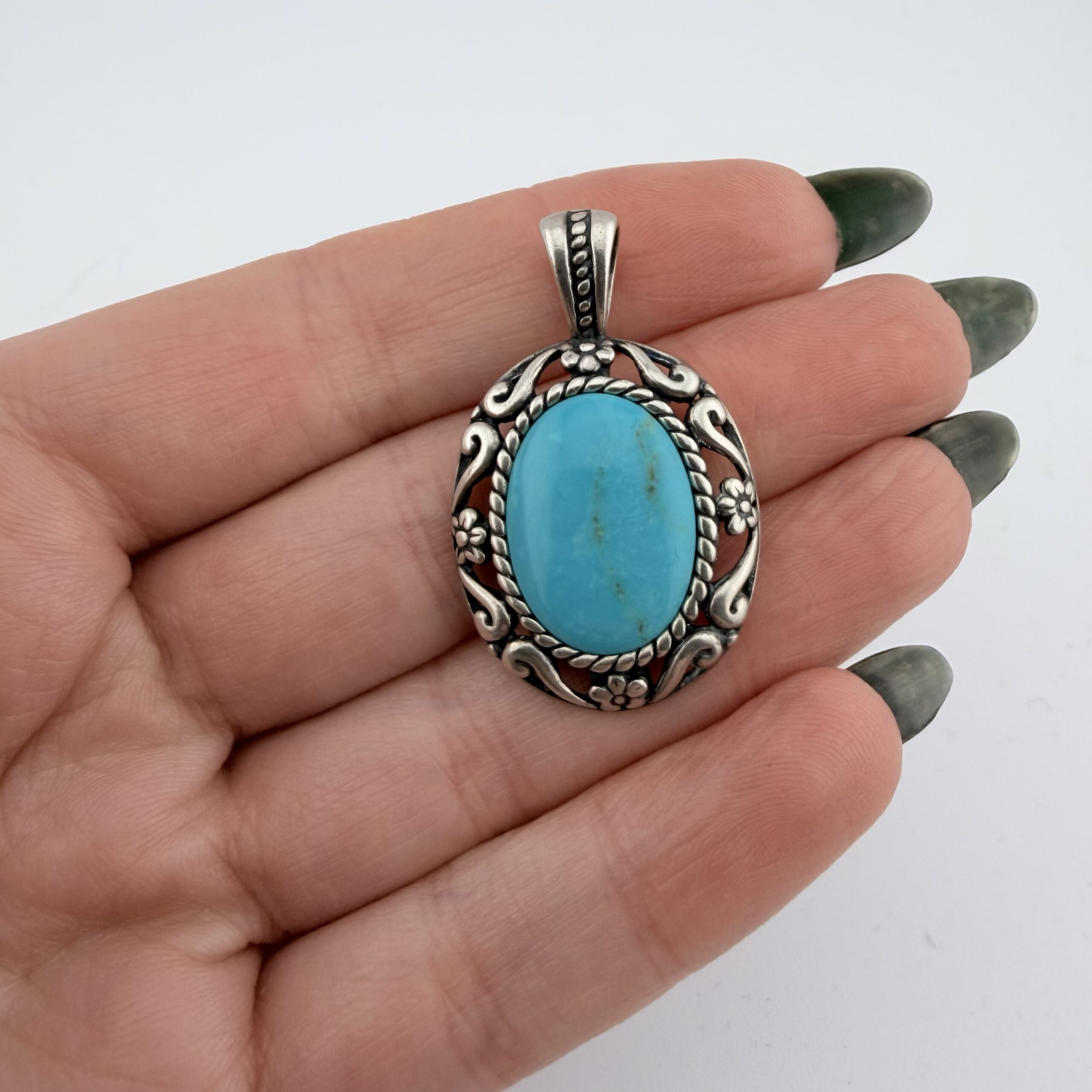 Carolyn Pollack Relios Southwestern Sterling Silver and Turquoise Floral Pendant - Image 2