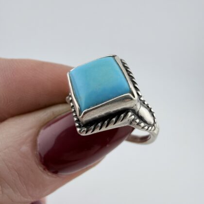 Vintage Shubes Manufacturing Sterling Silver and Turquoise Ring