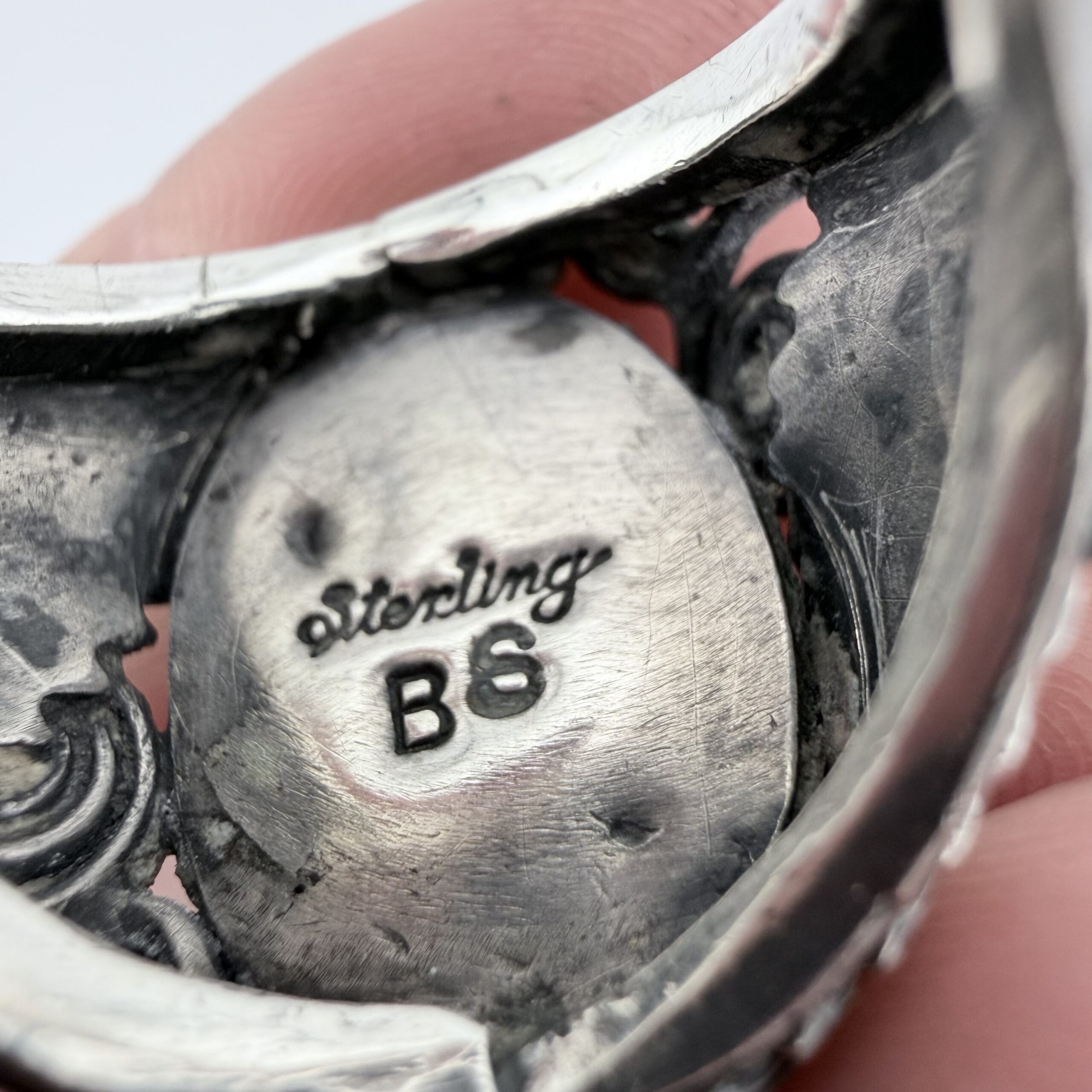 Vintage Ben Shiley Native American Sterling Silver and Turquoise Ring - Image 6
