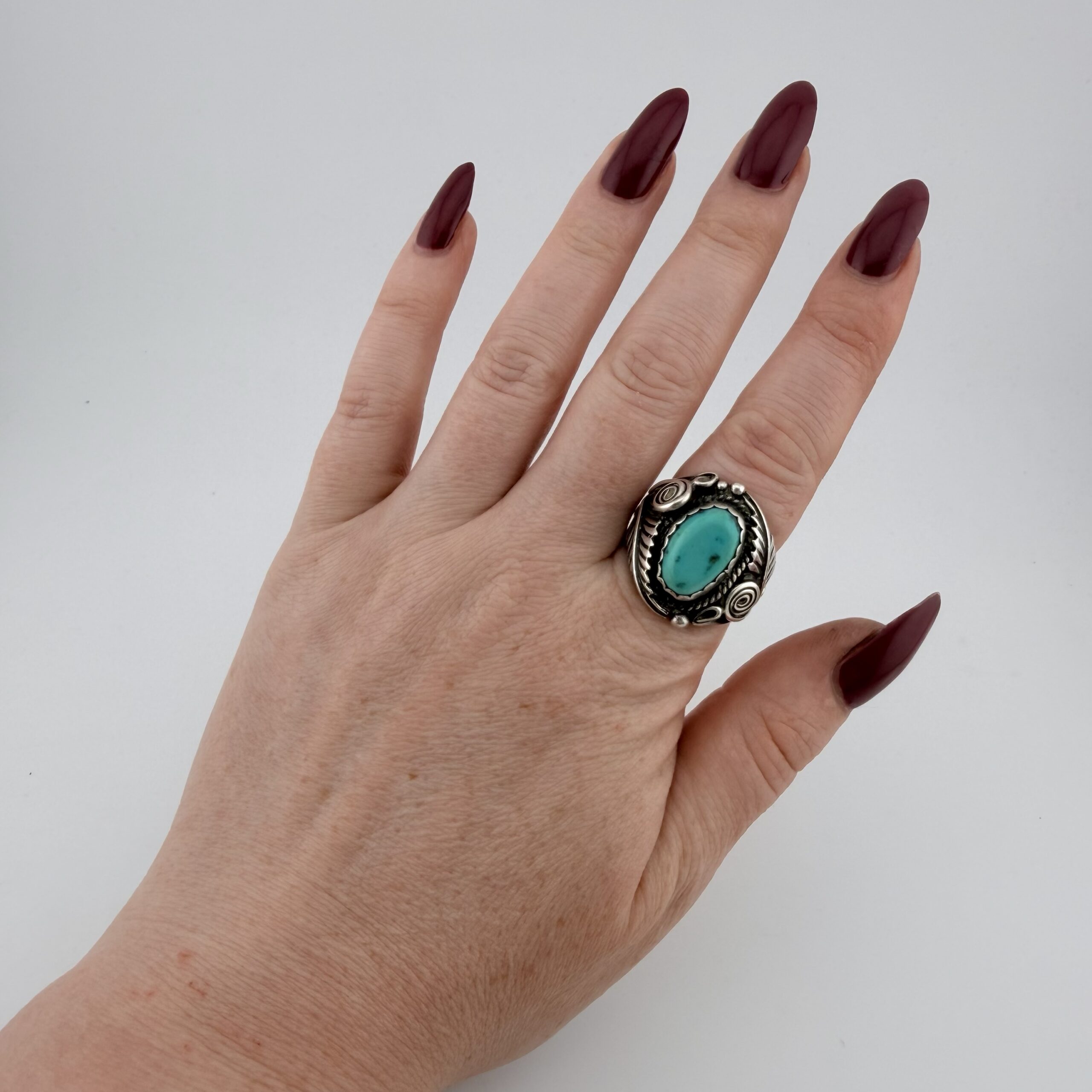 Vintage Ben Shiley Native American Sterling Silver and Turquoise Ring - Image 8