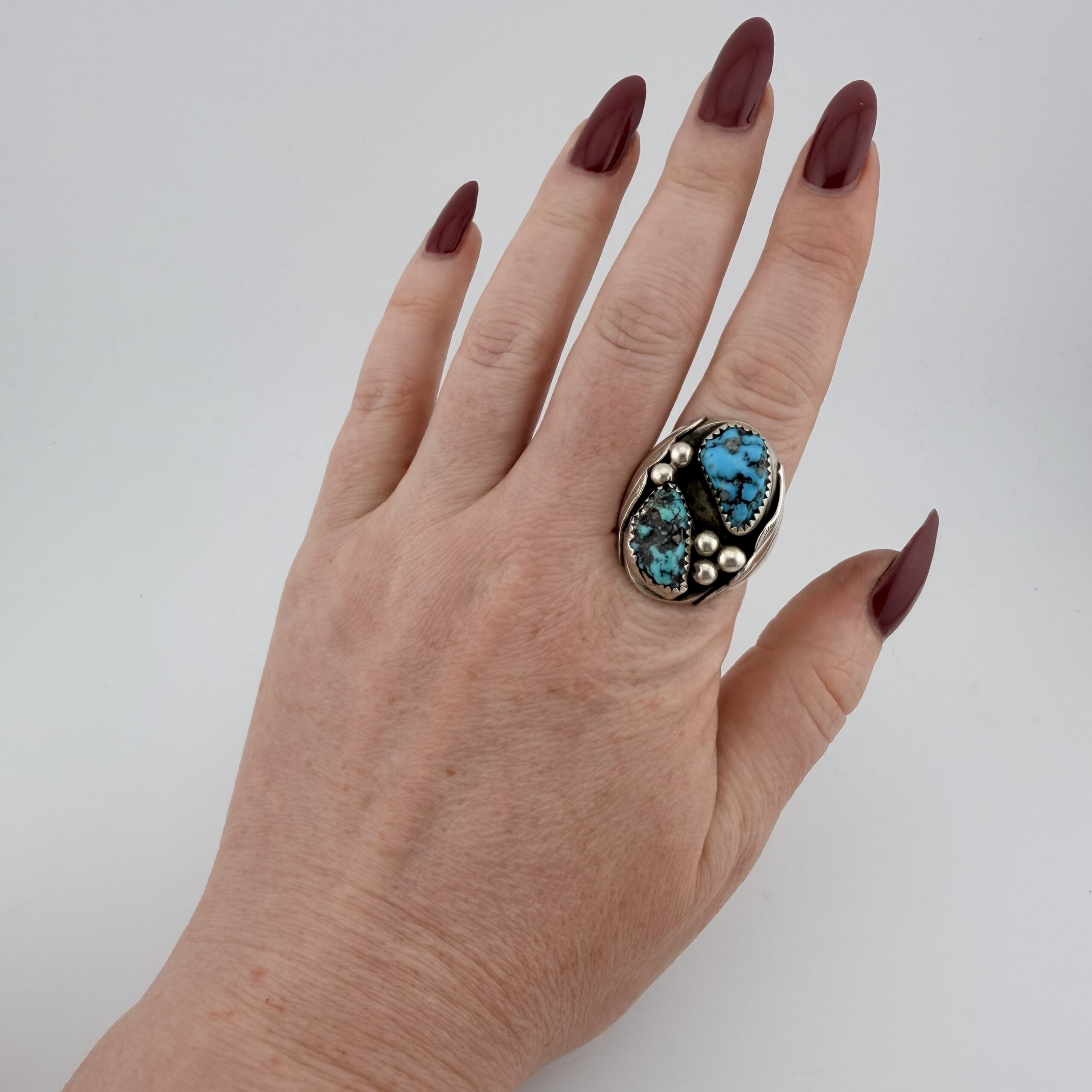 Vintage Native American Sterling Silver and Chunky Turquoise Ring - Image 7