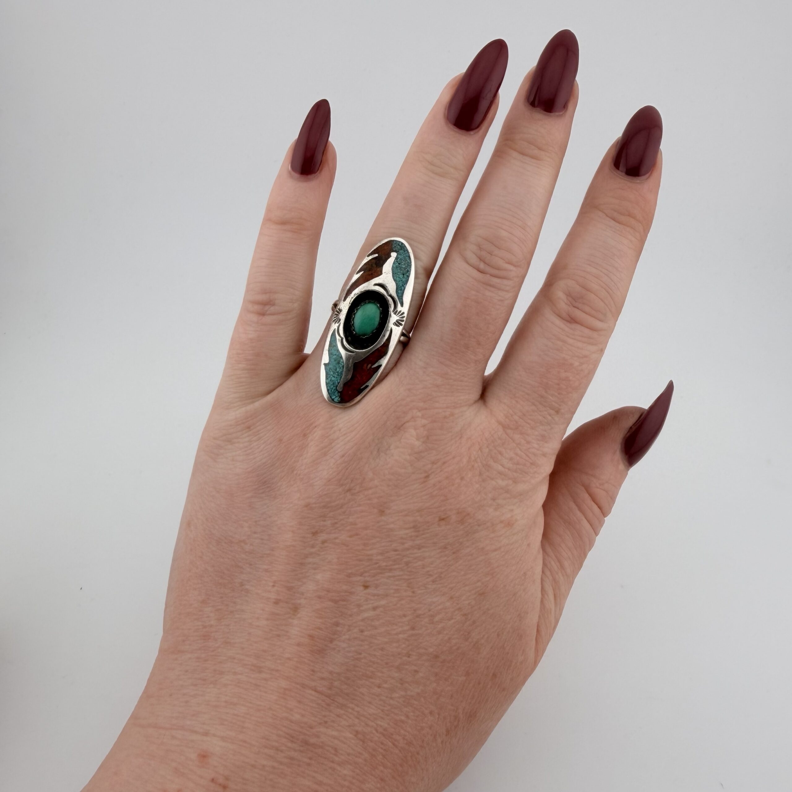 Vintage Native American Sterling Silver, Turquoise and Coral Shield Ring - Image 5