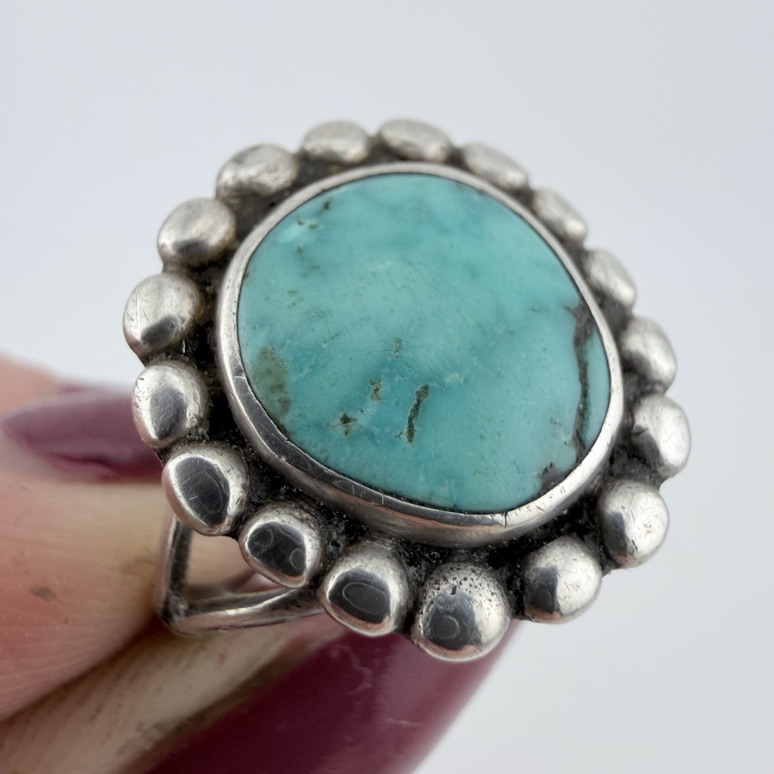 Vintage Native American Sterling Silver and Turquoise Ring - Image 4