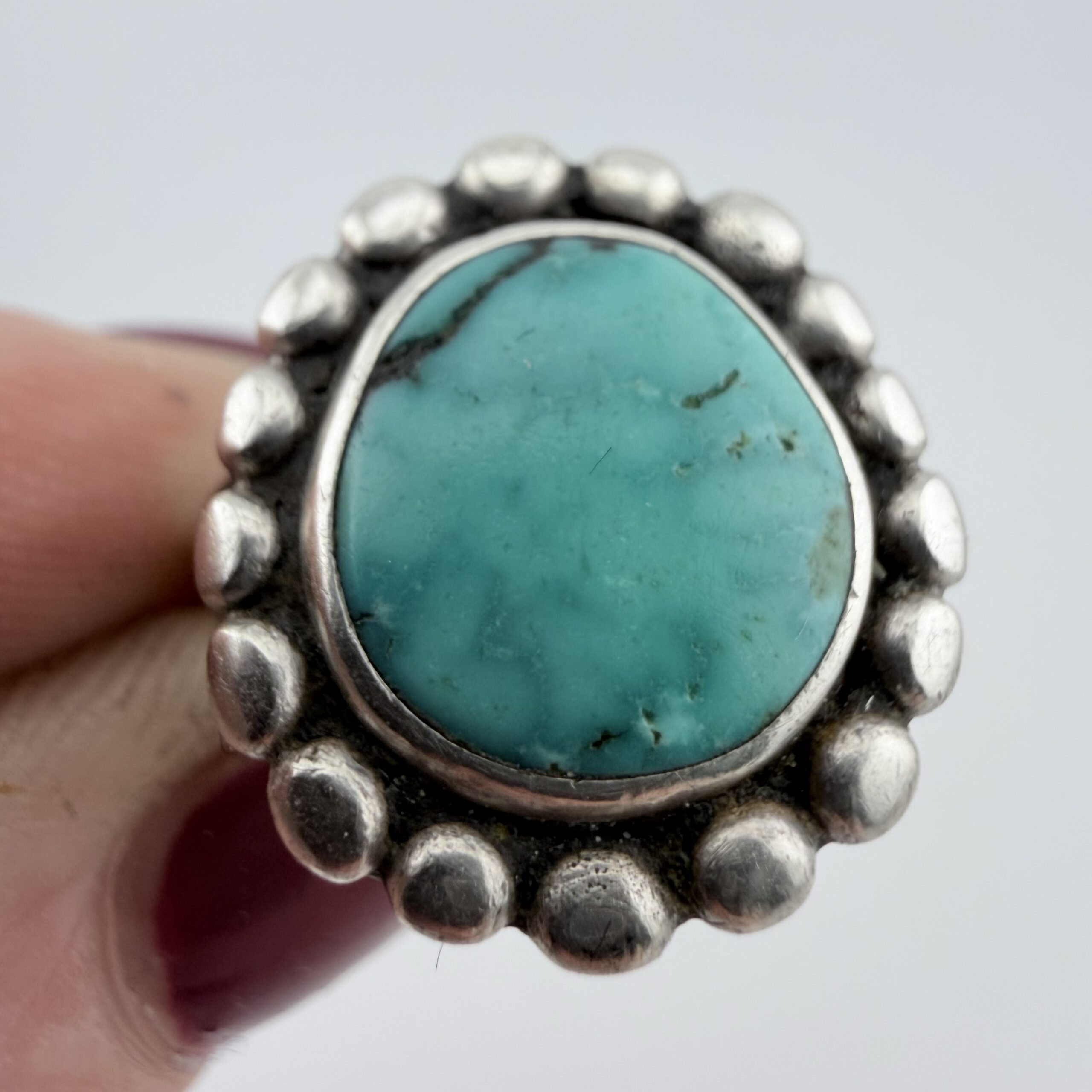 Vintage Native American Sterling Silver and Turquoise Ring - Image 2
