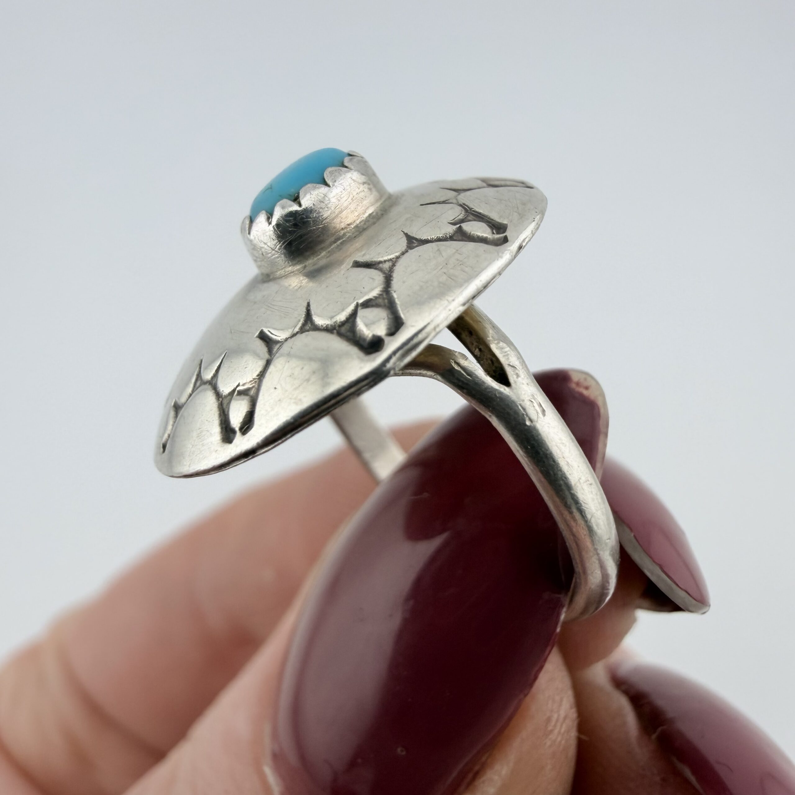 Vintage Native American Sterling Silver and Turquoise Thunderbird Ring - Image 3