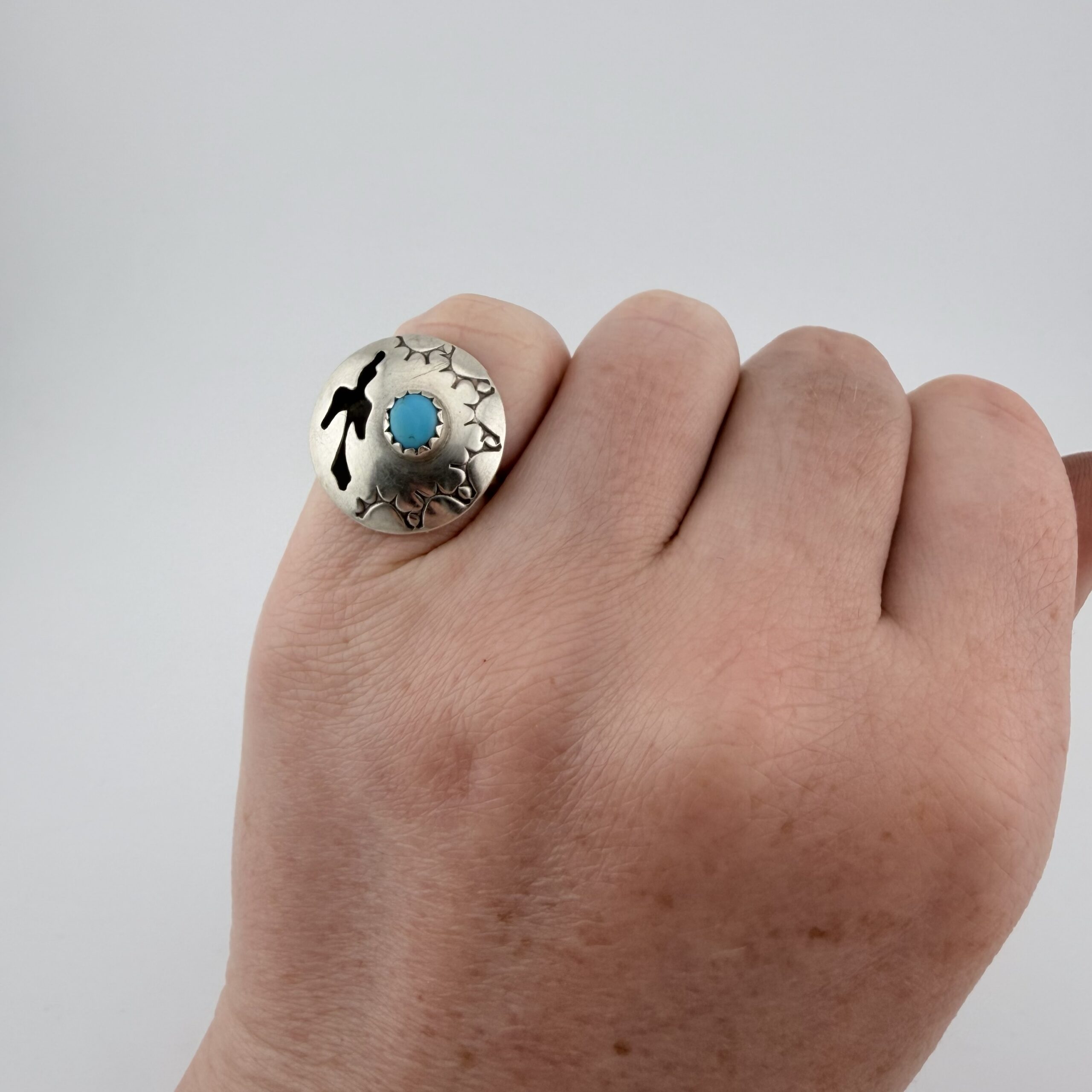 Vintage Native American Sterling Silver and Turquoise Thunderbird Ring - Image 7