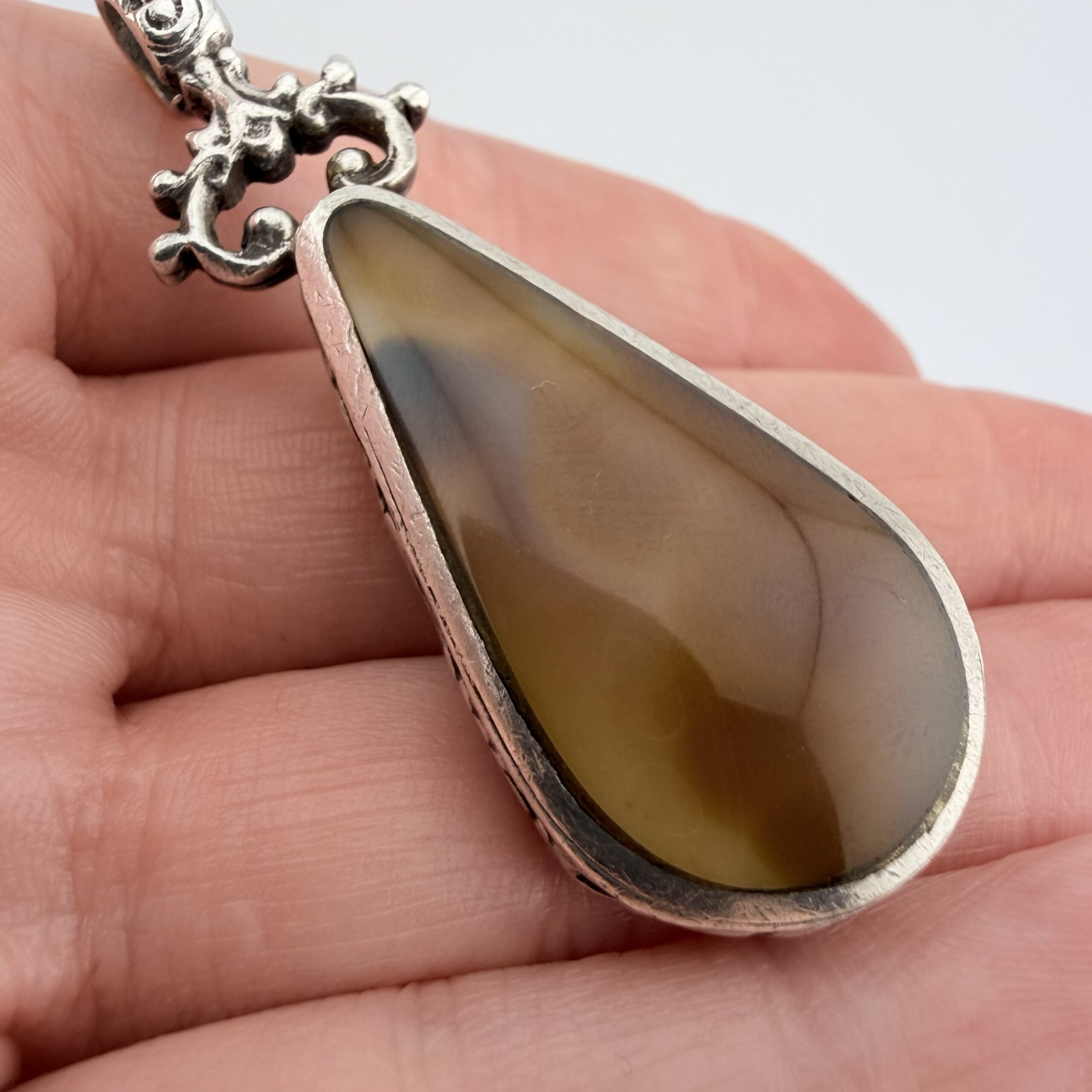 Vintage David Scott Walker Sterling Silver, Mexican Crazy Lace and Honey Agate Double Sided Pendant - Image 6