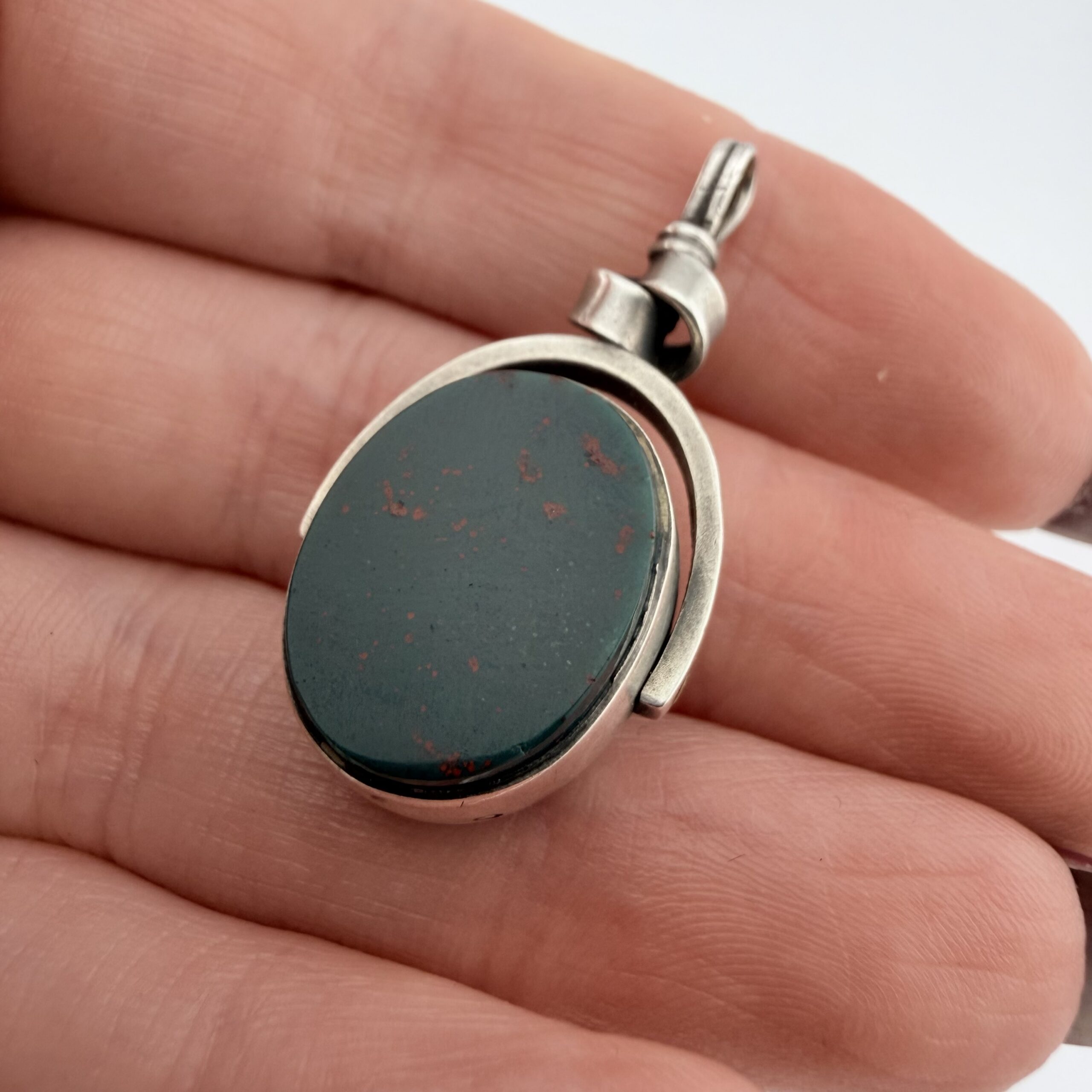 Victorian 1890s Sterling Silver, Bloodstone and Carnelian Double Sided Spinning Pendant - Image 2