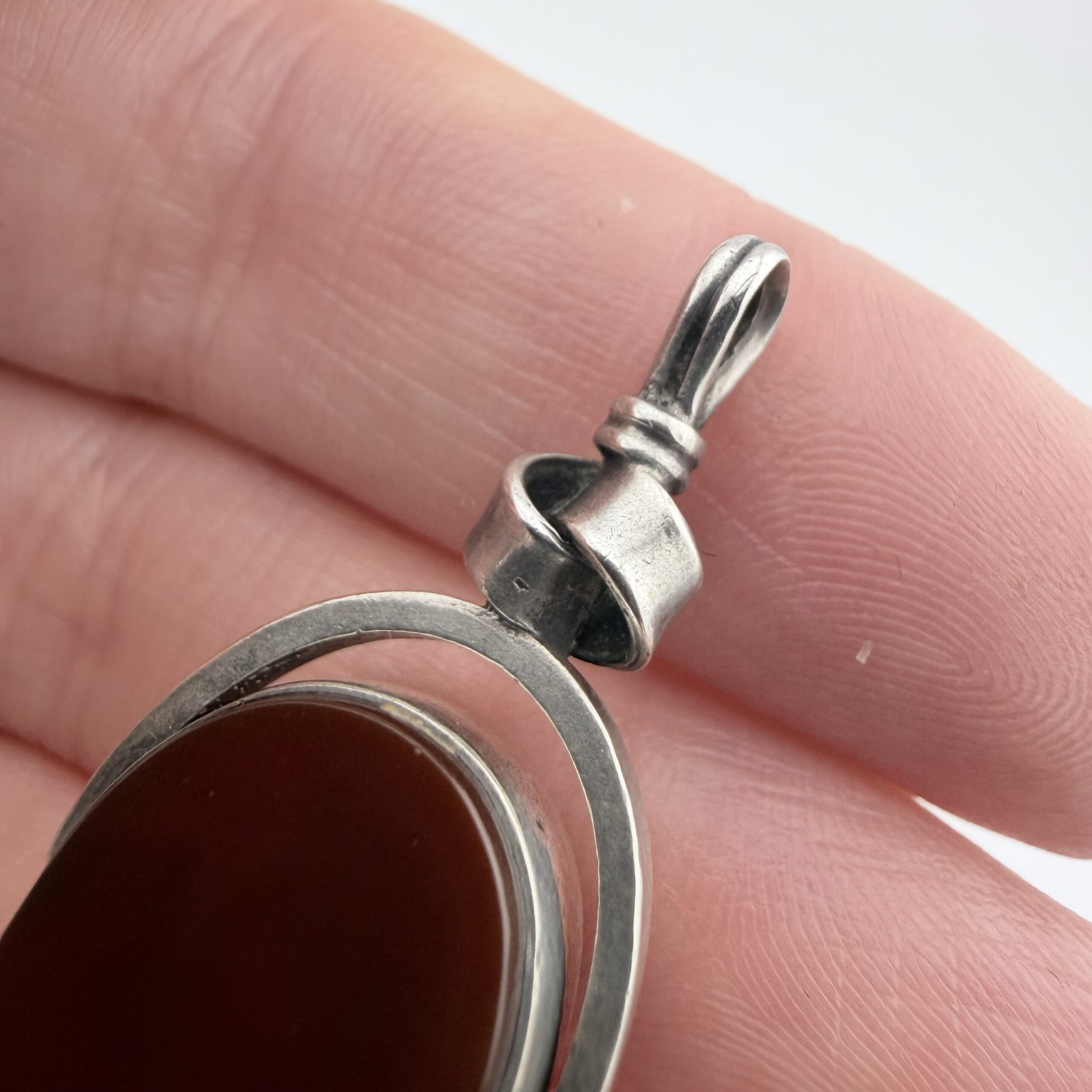 Victorian 1890s Sterling Silver, Bloodstone and Carnelian Double Sided Spinning Pendant - Image 6