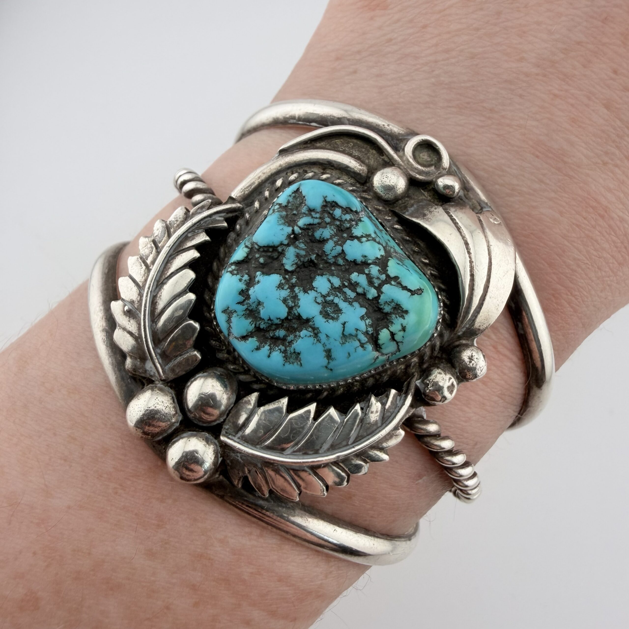 Large Vintage Native American Navajo Sterling Silver and Turquoise Cuff