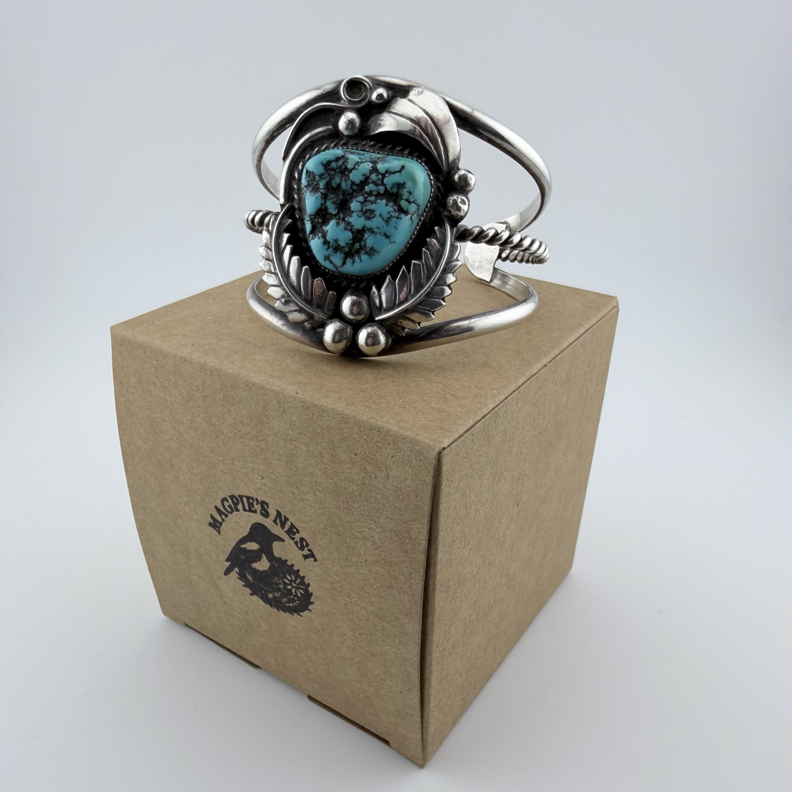 Large Vintage Native American Navajo Sterling Silver and Turquoise Cuff - Image 11