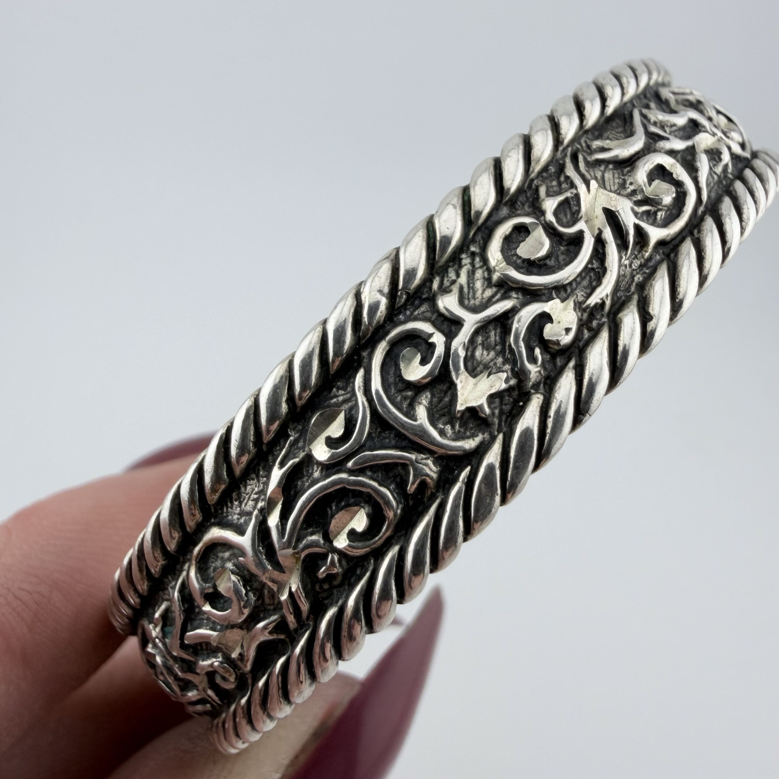 Carolyn Pollack Relios Southwestern Sterling Silver Cuff Bracelet - Image 2