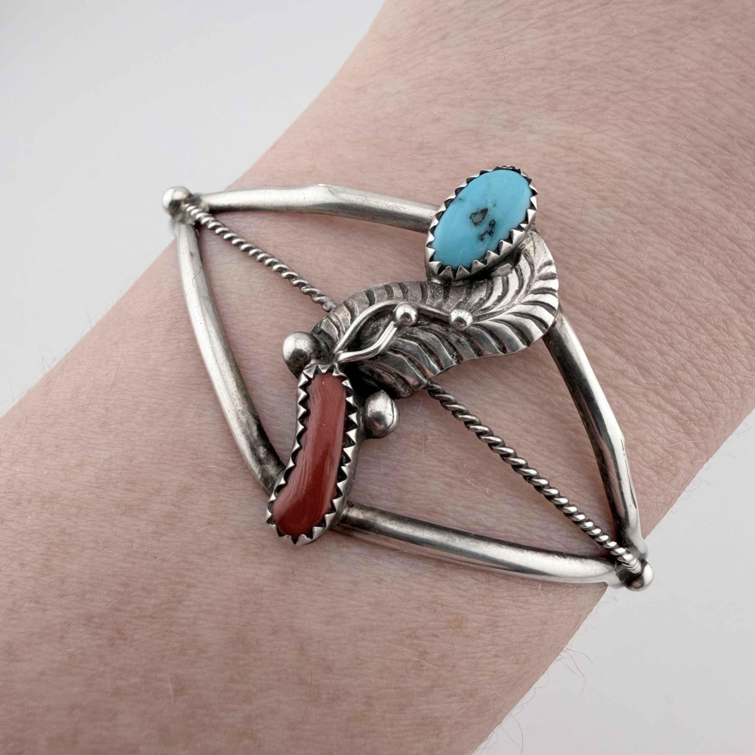 Vintage Native American Sterling Silver, Turquoise and Coral Cuff Bracelet - Image 7