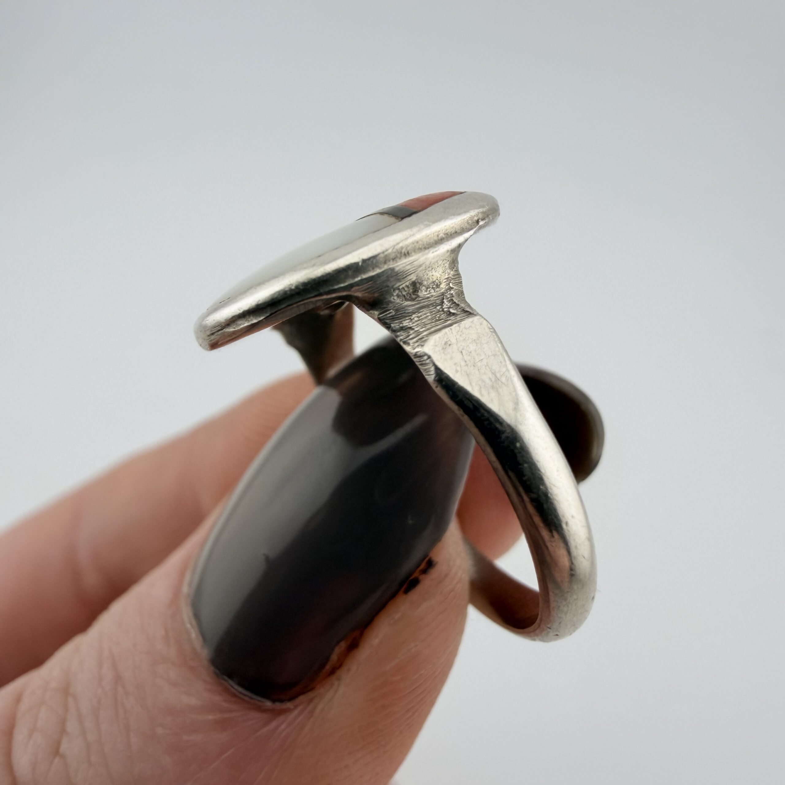 Vintage Native American Sterling Silver Zuni Zia Sunface Ring - Image 3