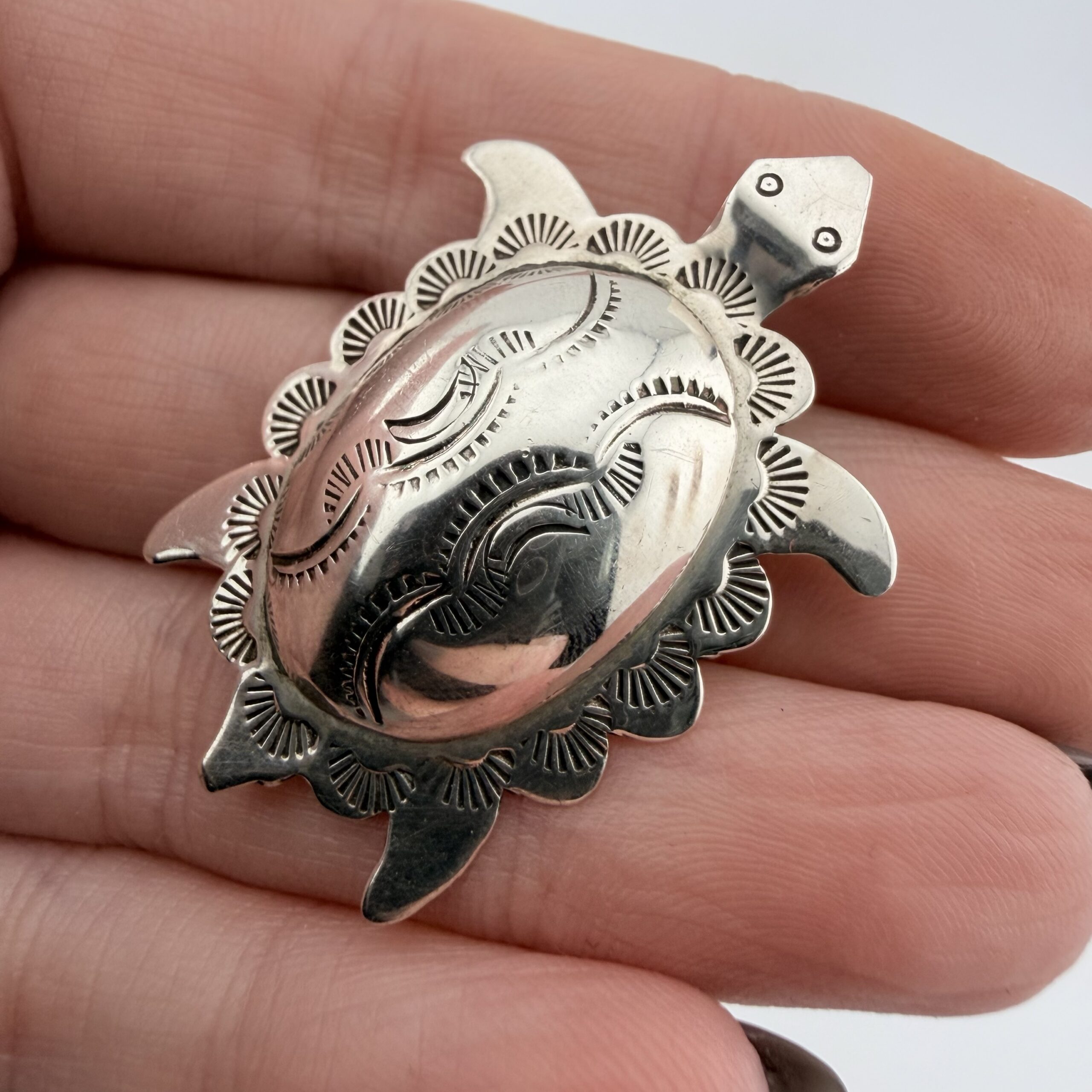 Native American Sterling Silver Turtle Brooch