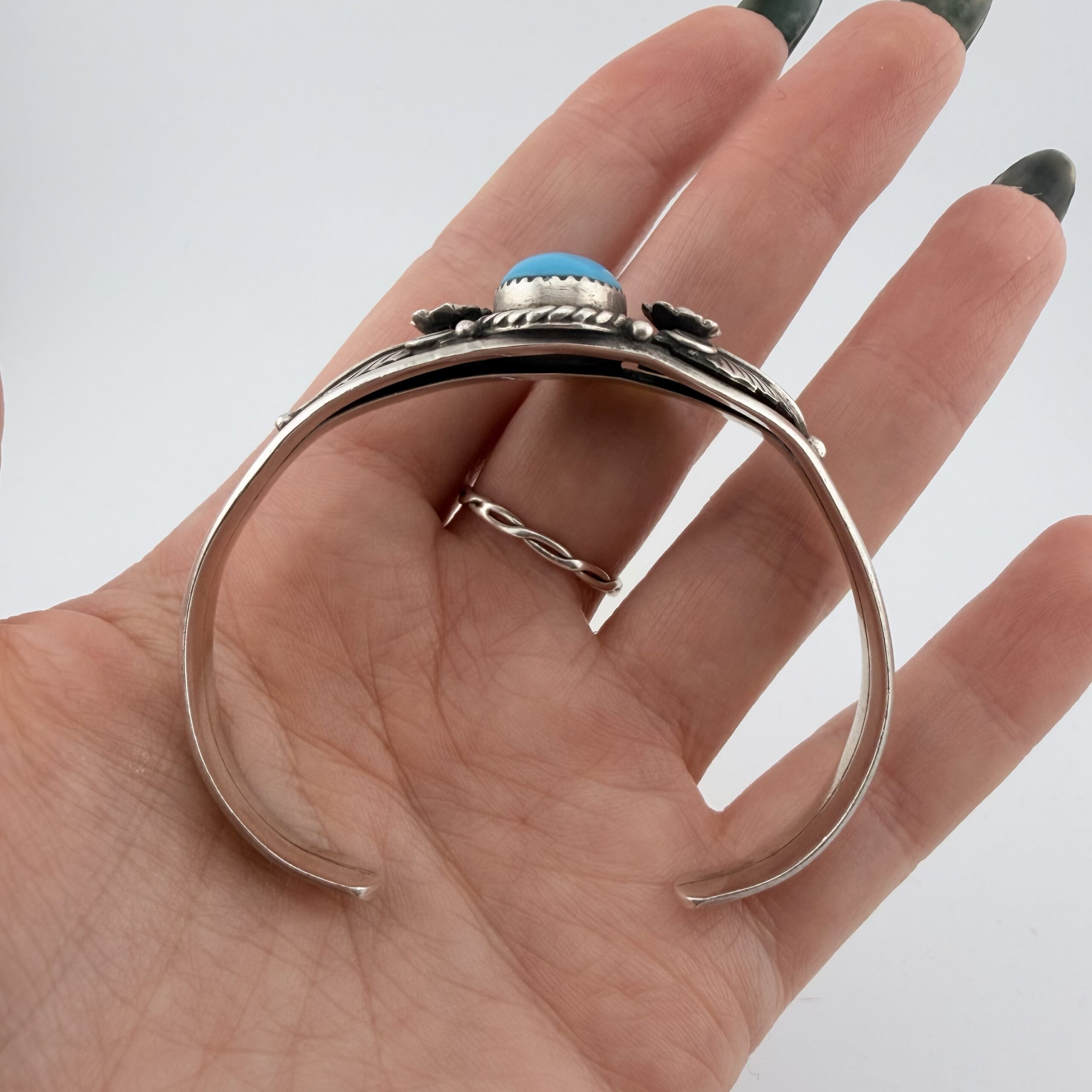 Native American Navajo Sterling Silver and Turquoise Cuff Bracelet - Image 5