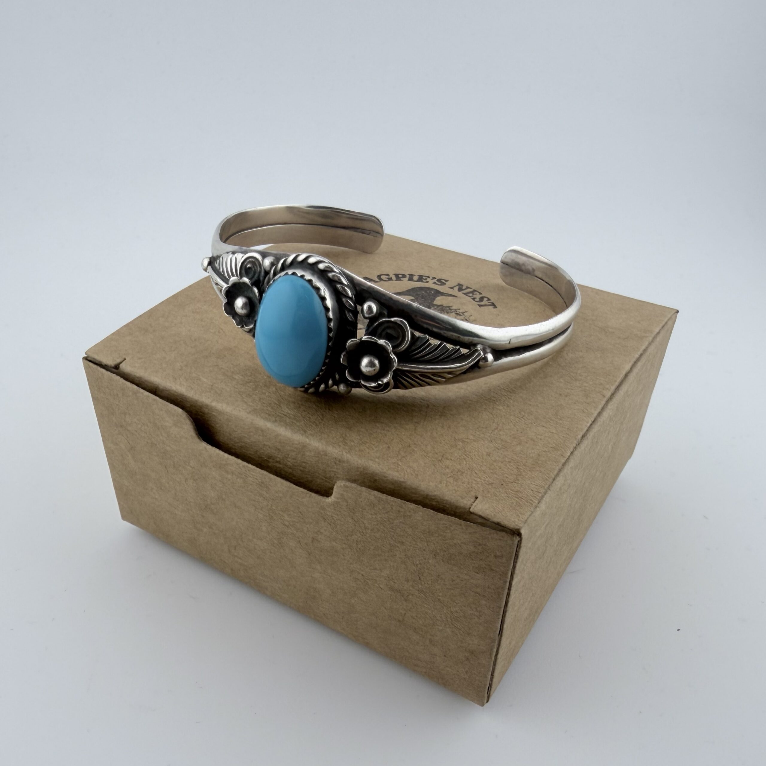 Native American Navajo Sterling Silver and Turquoise Cuff Bracelet - Image 9
