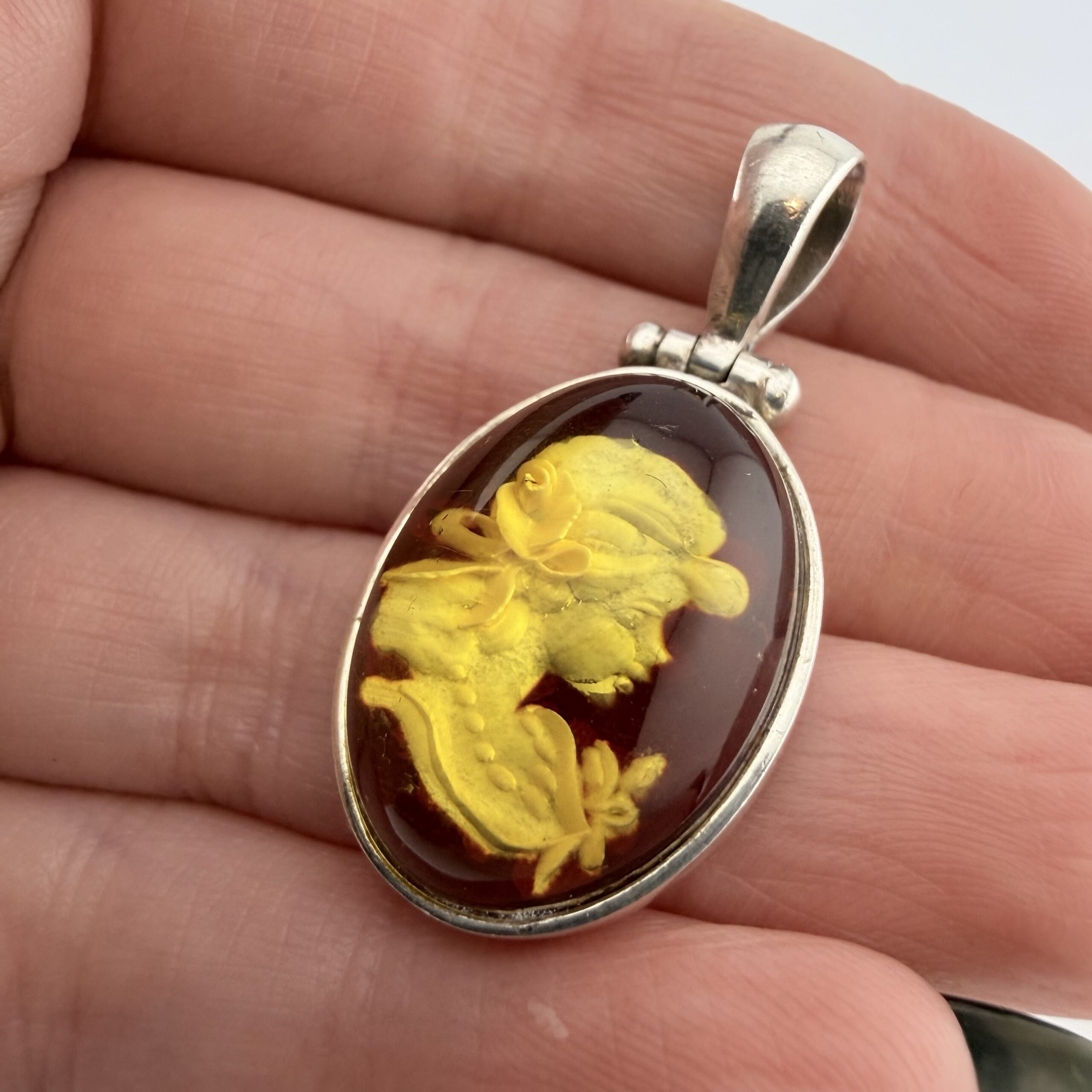 Vintage Sterling Silver and Reverse Intaglio Amber Cameo Pendant - Image 2