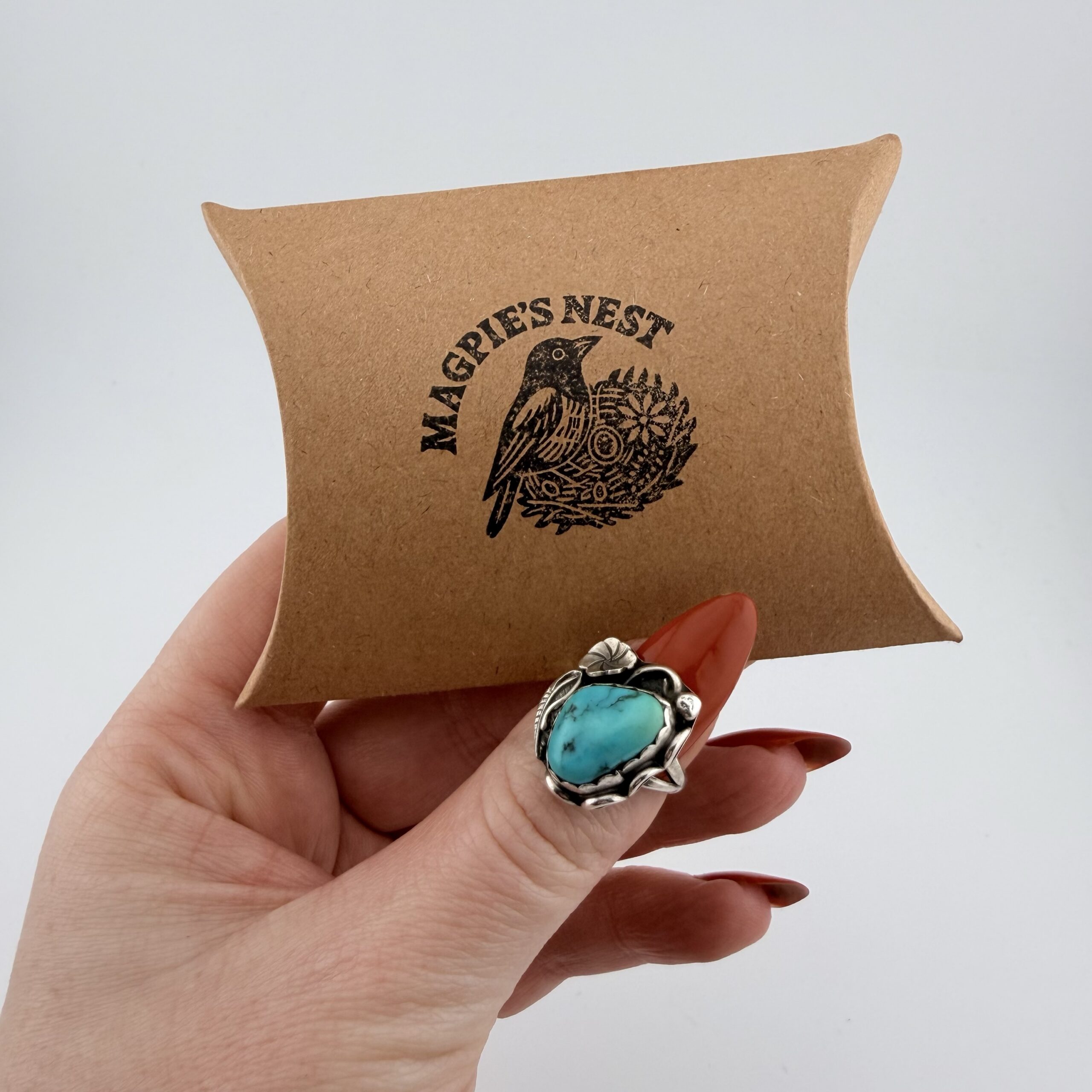 Vintage Native American Sterling Silver and Turquoise Ring - Image 11