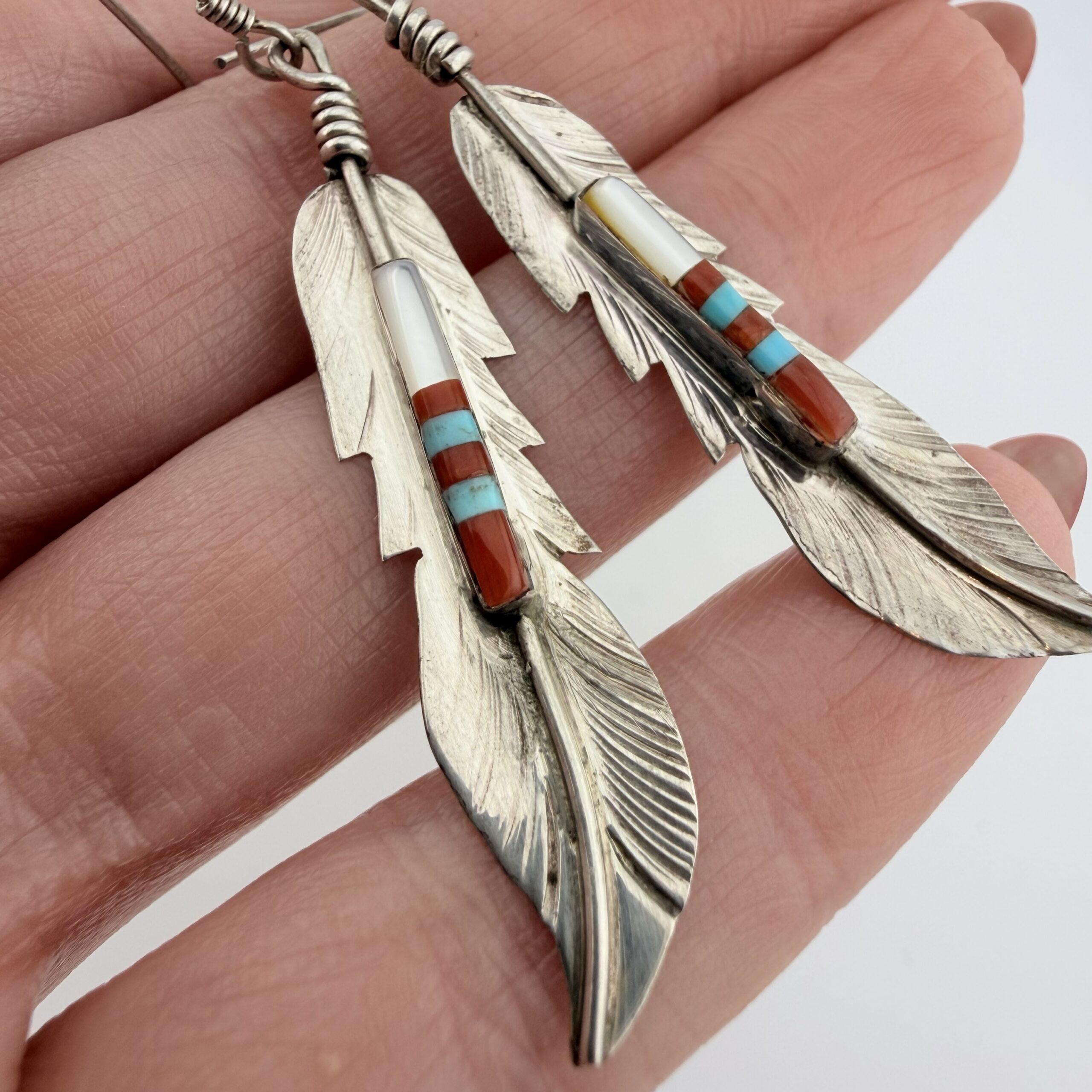 Vintage Freddy Barney Native American Sterling Silver Inlay Feather Earrings - Image 3