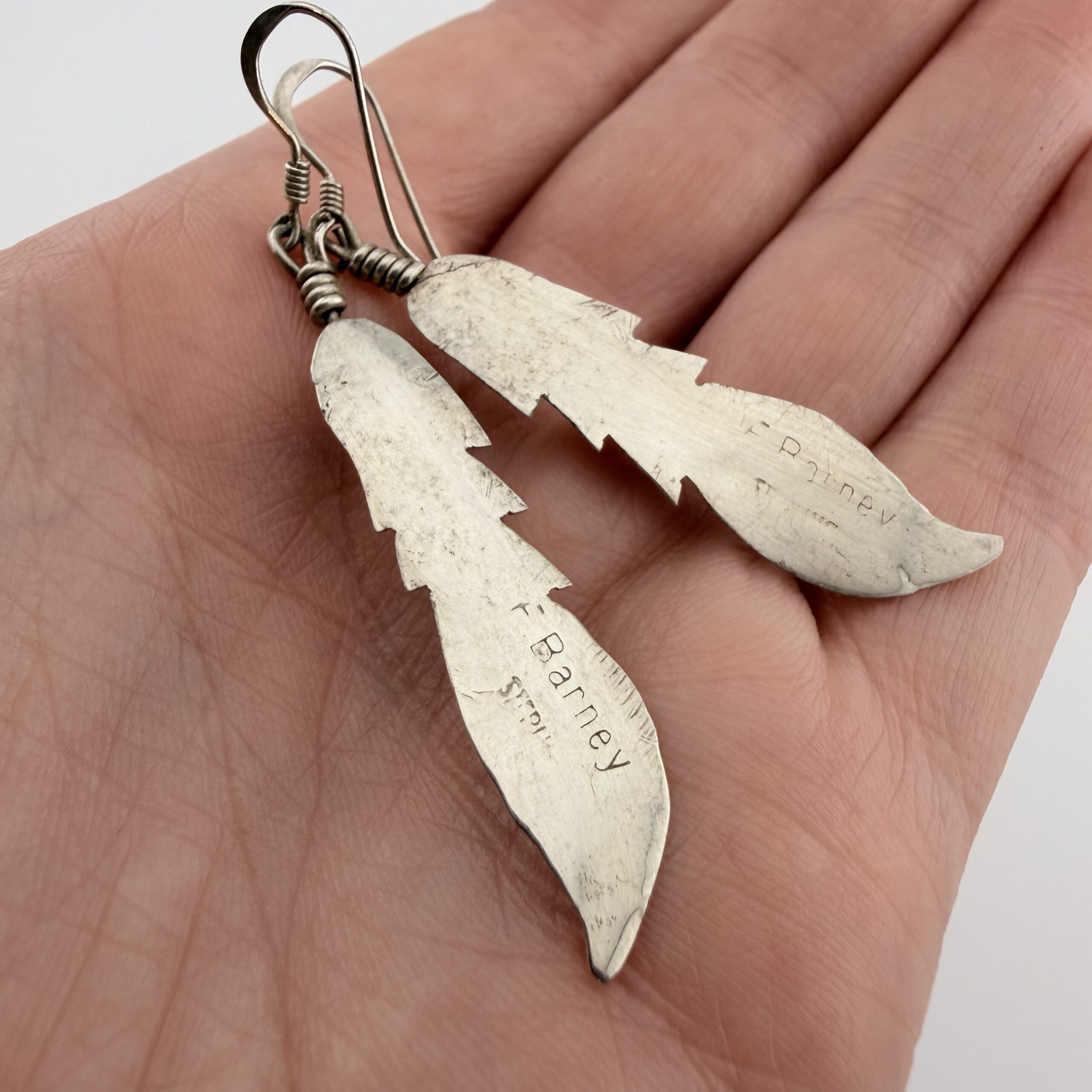Vintage Freddy Barney Native American Sterling Silver Inlay Feather Earrings - Image 4