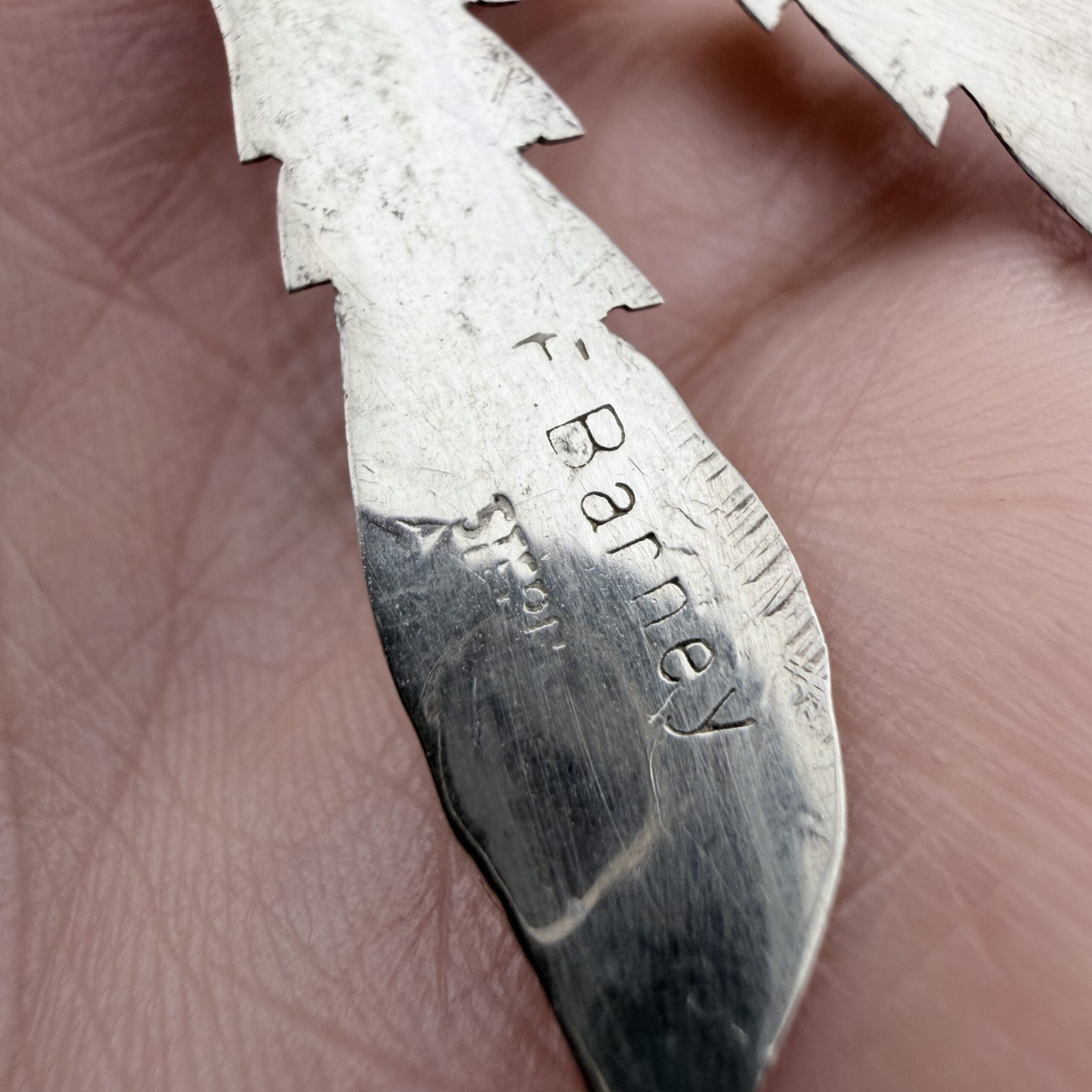 Vintage Freddy Barney Native American Sterling Silver Inlay Feather Earrings - Image 5