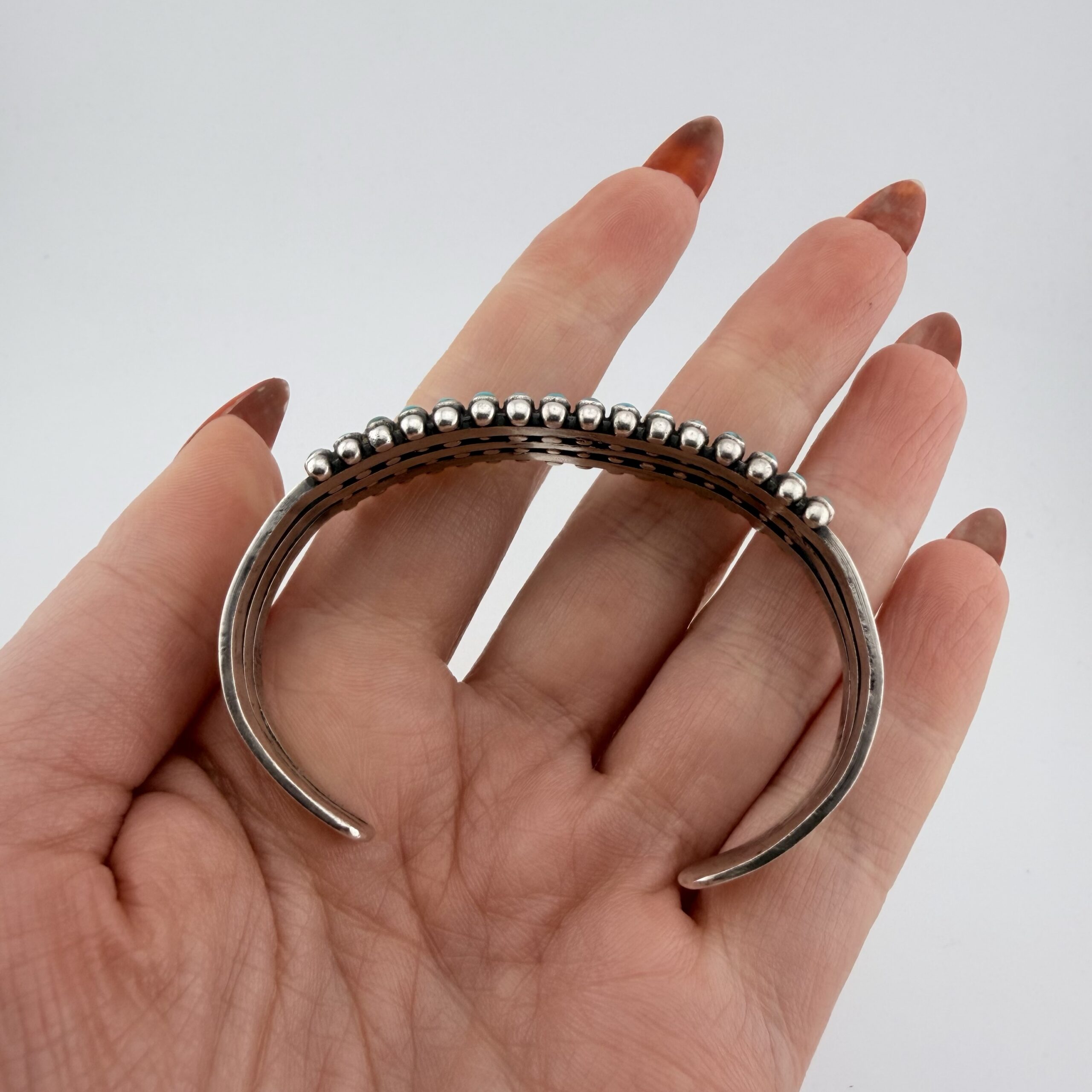 Vintage Native American Sterling Silver and Turquoise Snake-Eye Cuff Bracelet - Image 5