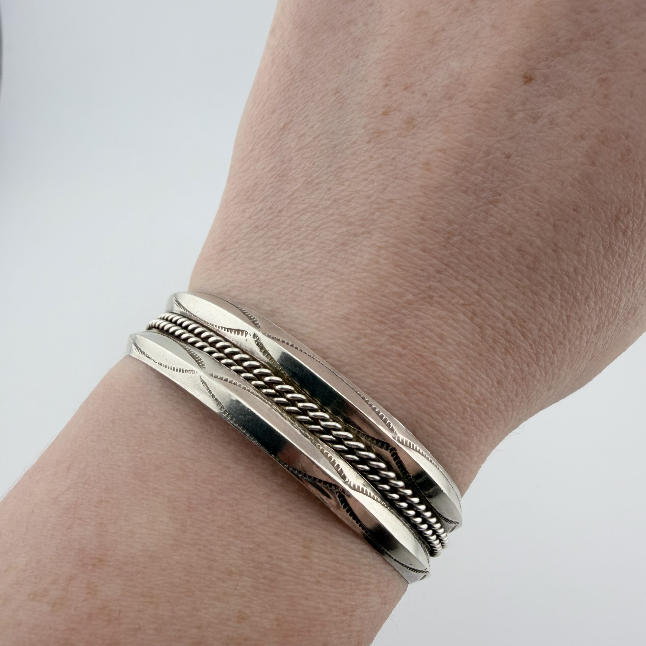 Vintage Native American Sterling Silver Cuff Bracelet - Image 7
